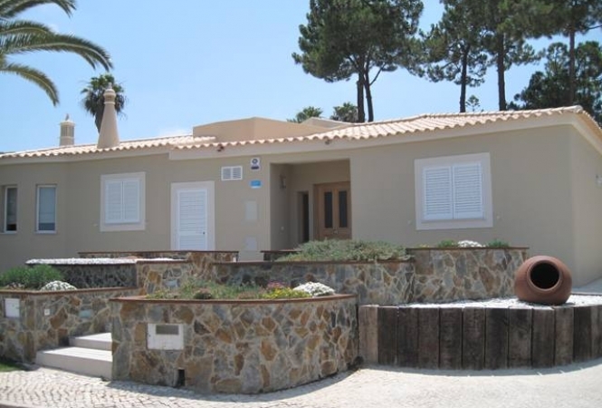 4 Bedroom Villa - Swakeleys - Valverde